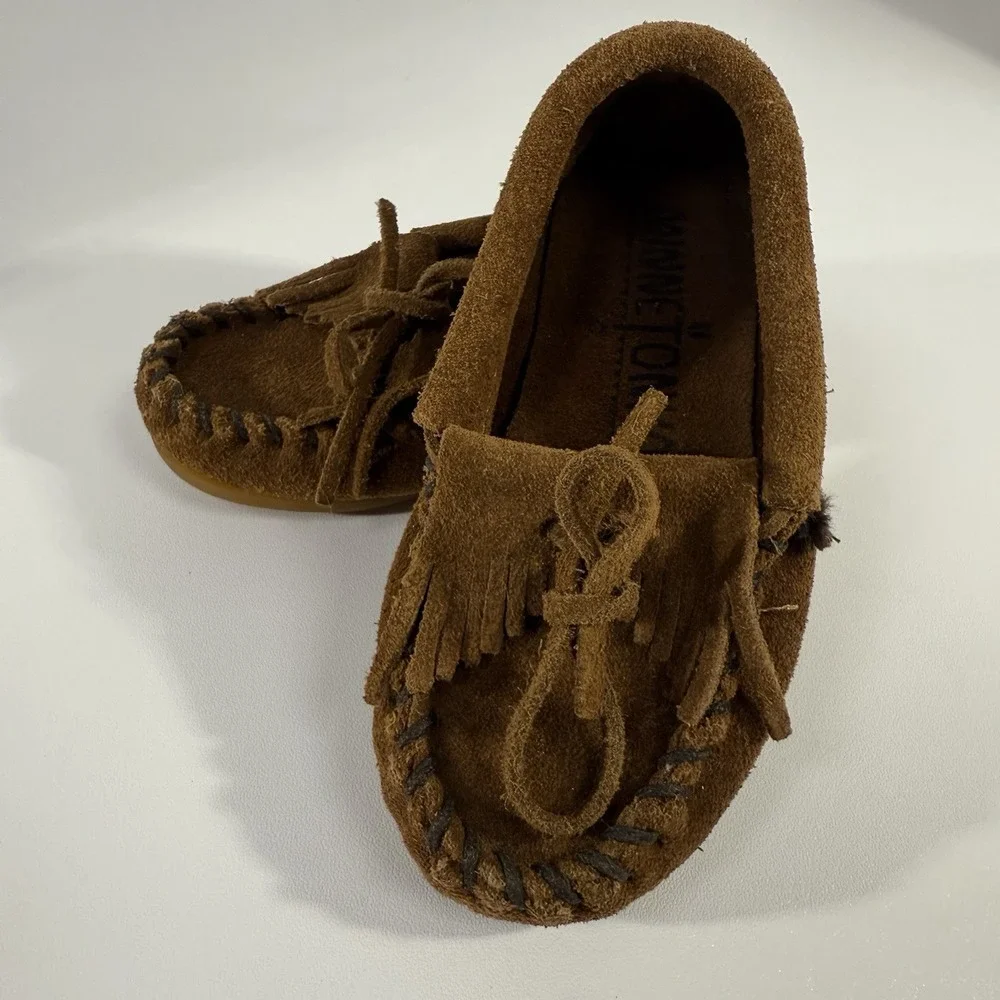 MINNETONKA Moccasins Toddler Size 7 Suede‎ Leather Brown Boy Girl Unisex EUC